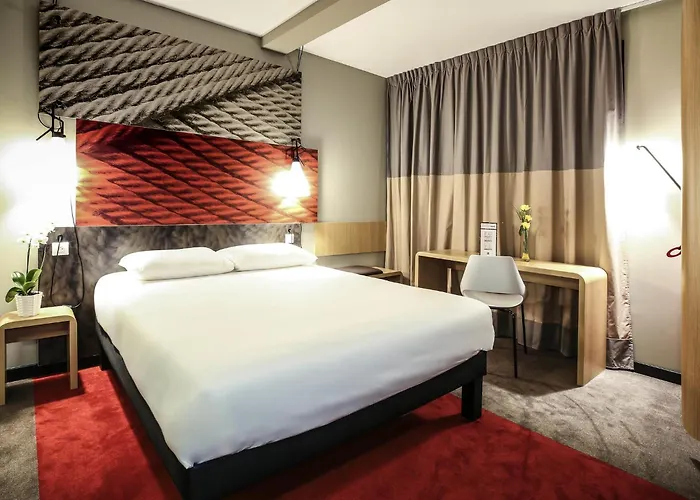 Ibis Est Mendes France